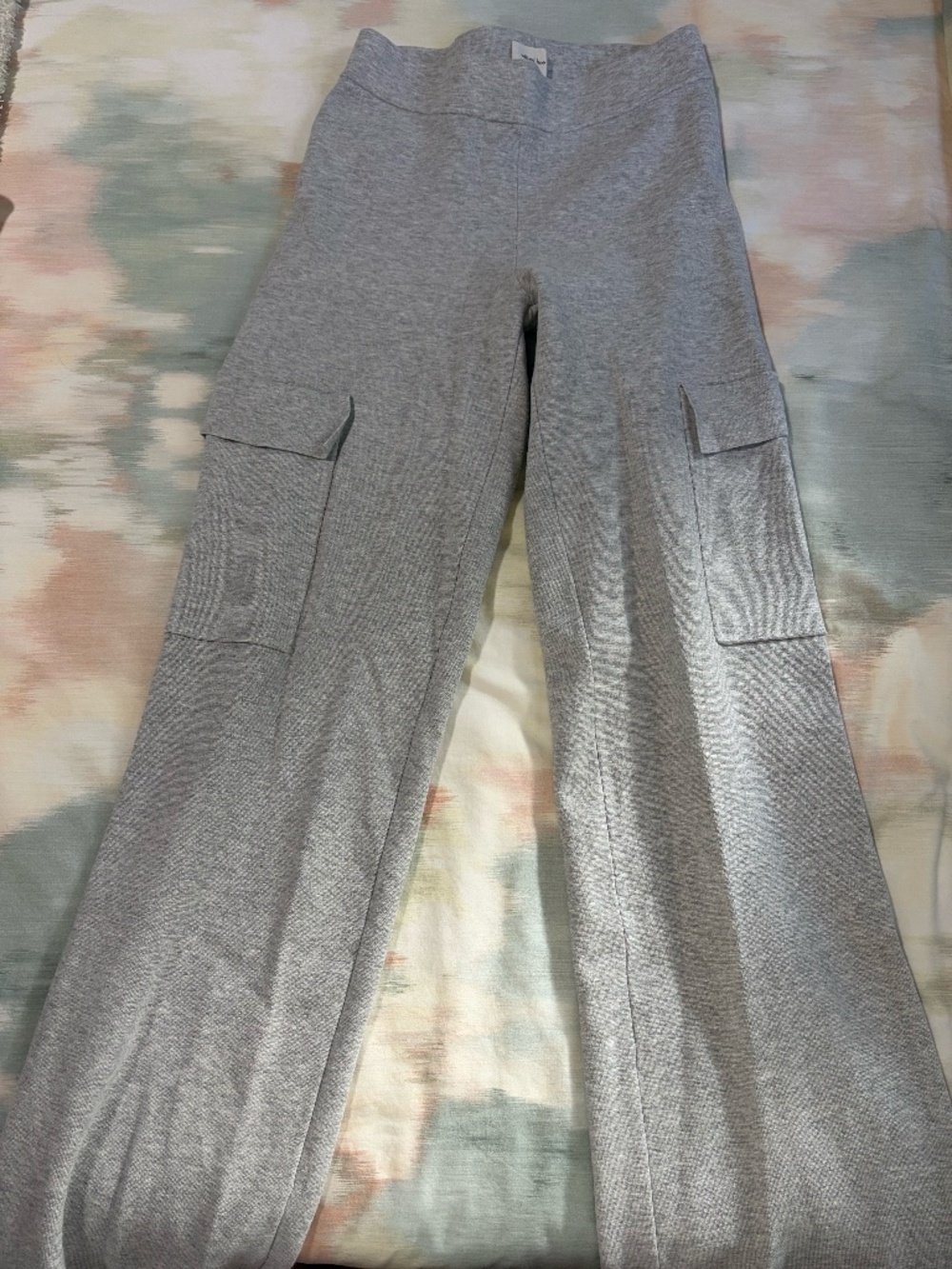 Wilfred Aritzia Free Cargo Gray Pants - Small